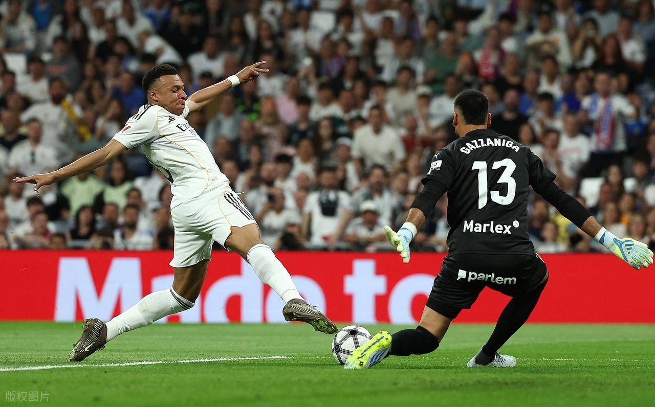 天助巴塞罗那:1-1大冷门,皇马遭西甲第12逼平,2轮不胜距榜首6分